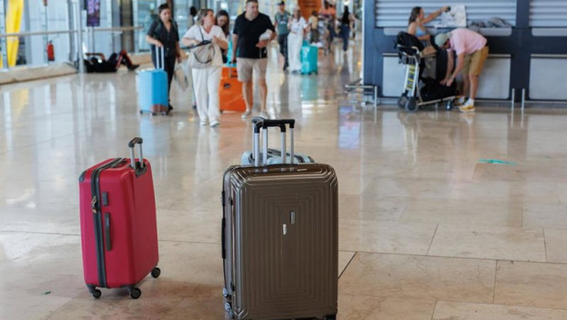 ep archivo   maletas en la terminal t4 del aeropuerto adolfo suarez madrid barajas a 12 de julio de