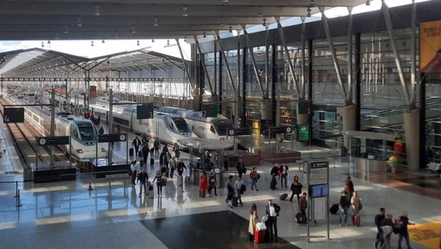 ep ave en la estacion de tren maria zambrano de malaga