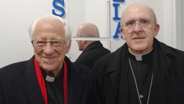 ep el cardenal y arzobispo de madrid carlos osoro y el padre angel durante la inuguracion en roma de