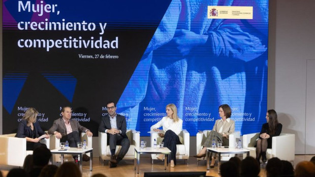 ep el ministro de economia comercio y empresa carlos cuerpo durante el encuentro mujer crecimiento y ep el ministro de economia comercio y empresa carlos cuerpo durante el encuentro mujer crecimiento y