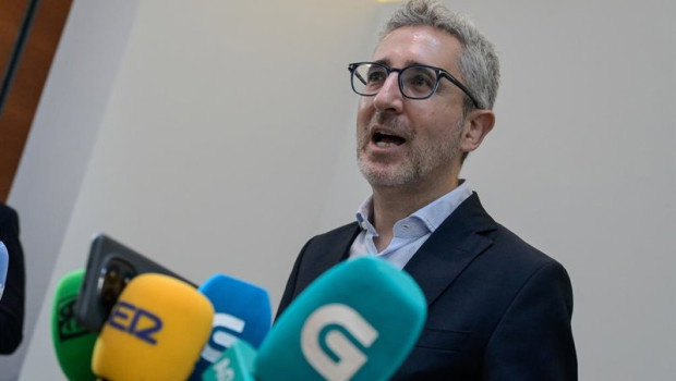 ep el ministro de hacienda arcadi espana en declaraciones a los medios de comunicacion en a coruna