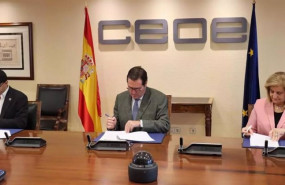 ep hada patrovi fundacion codeorg antonio garamendi y fatima banez durante la firma del acuerdo