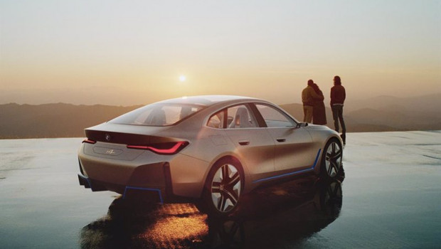 ep imagen del prototipo electrico bmw i4