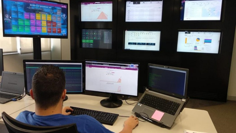 Los expertos en ciberseguridad, los perfiles profesionales con salarios más altos en el sector IT | GRUPO OESÍA - Archivo ep los expertosciberseguridad los perfiles profesionalessalariosaltossector it