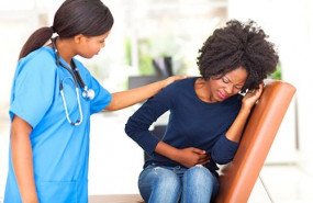 ep medico mujer consulta raza negra afroamericana