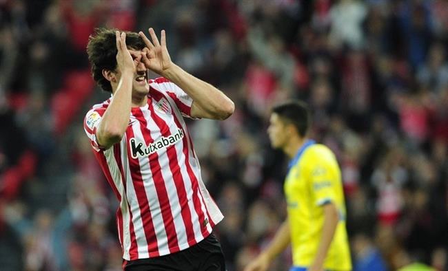 Mikel San José celebra un gol con el Athletic | LALIGA ep mikel san jose celebragolathletic