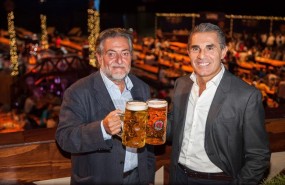 ep peu hernandezscariolo brindanoktoberfest