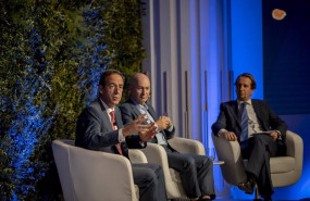 ep ponentes participan en el panel de cierre de la cuarta edicion del evento digital summit de