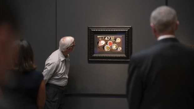 ep un visitantela exposiciondali enmeadows museum
