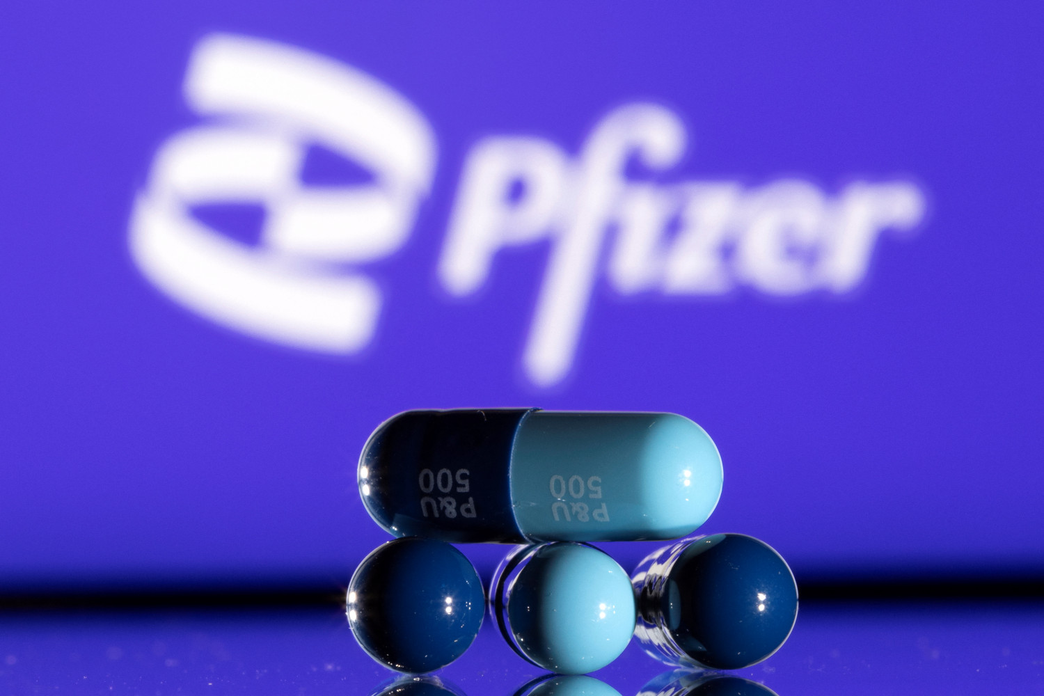 Pfizer gana 9.906 millones de dólares, un 78% más, y actualiza previsiones al alza