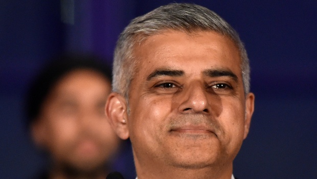Sadiq Khan: clashed with Johnson le-travailliste-sadiq-khan-remporte-la-mairie-de-londres