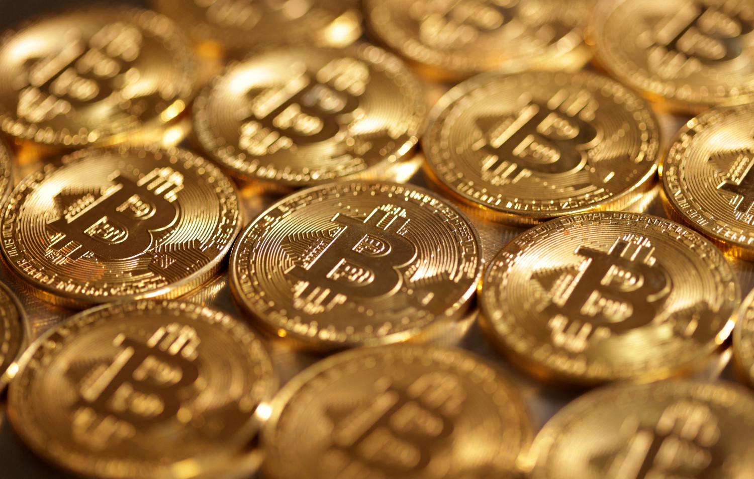 El bitcoin cae a 69.000 dólares sigue mostrándose muy volátil de cara al halving