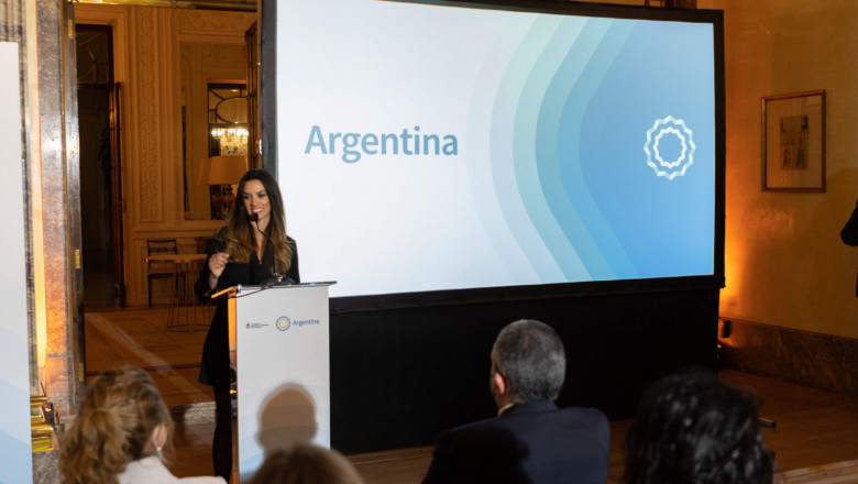 1643189236 la dra yanina mart nez en un momento de la presentaci n de marca pa s argentina 20220126185639 