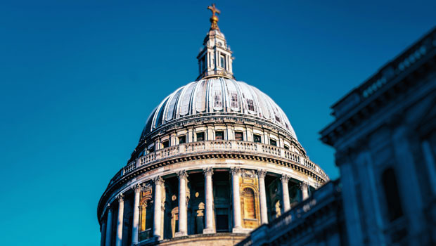 dl city of london square mile financial district london stock exchange lse ftse st pauls cathedral evening light golden hour unsplash