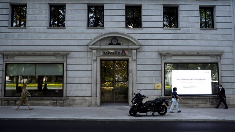 Archivo - Fachada de la sede del grupo de seguros suizo Helvetia, en Madrid (España), a 25 de junio de 2020. Helvetia colocó ayer un bono híbrido subordinado por 600 millones de euros en el mercado de capitales europeo, con el que completa la financiación | Óscar Cañas - Europa Press - Archivo ep archivo fachada de la sede del grupo de seguros suizo helvetia en madrid espana a 25 de junio