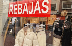 ep archivo   inspeccion de consumo visita mas de 800 comercios de aragon en las rebajas con un 93 de
