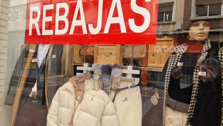 Archivo - Inspección de Consumo visita más de 800 comercios de Aragón en las rebajas, con un 93% de cumplimiento en los precios. | GOBIERNO DE ARAGÓN - Archivo ep archivo inspeccion de consumo visita mas de 800 comercios de aragon en las rebajas con un 93 de