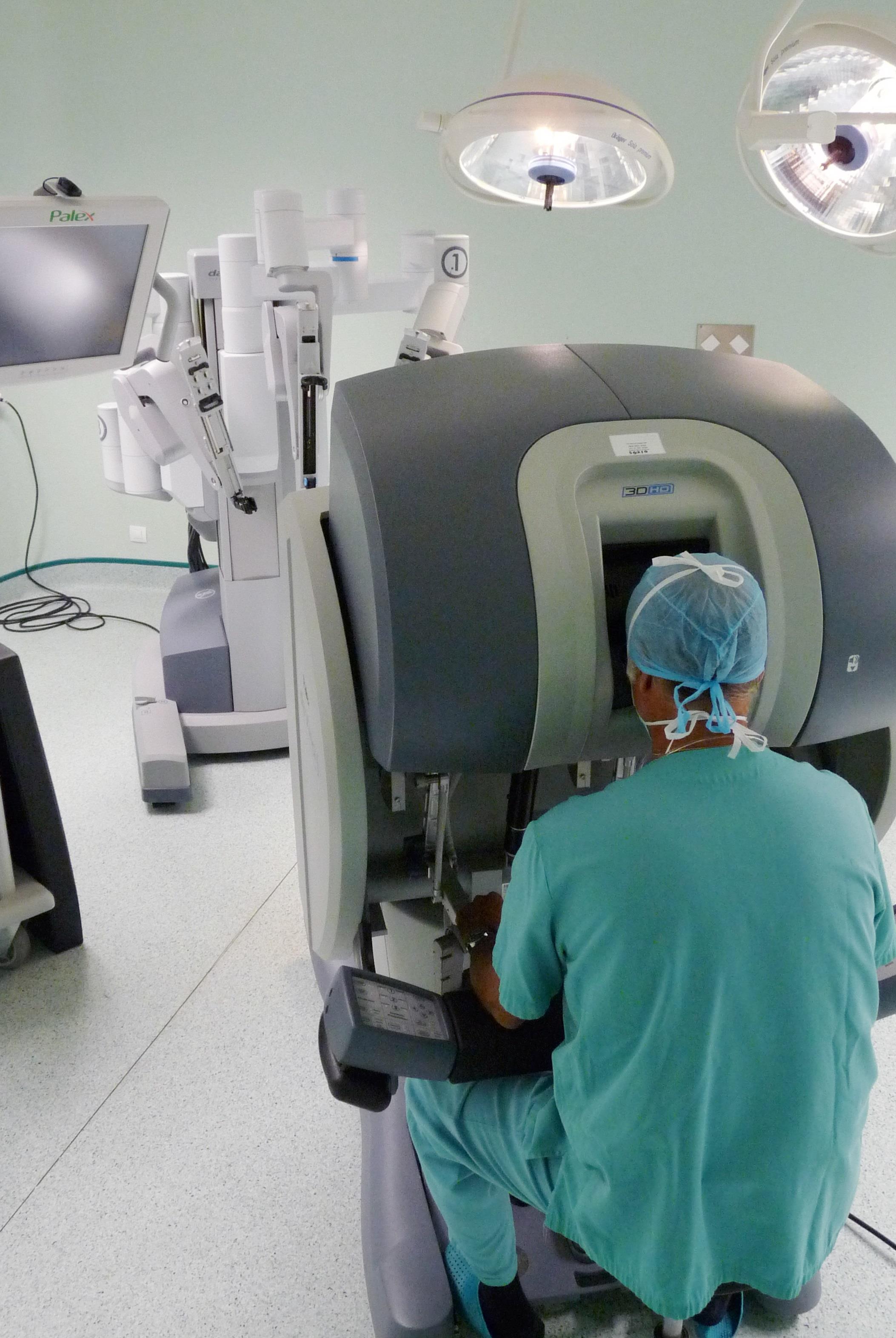 ep cirugia robotica da vinci