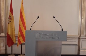 ep colocacionlas banderas espanolacatalanapedralbes