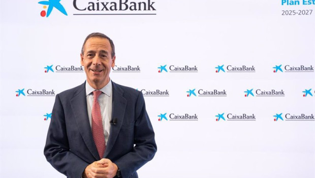 ep el ceo de caixabank gonzalo gortazar durante la presentacion del plan estrategico 2025 2027 de
