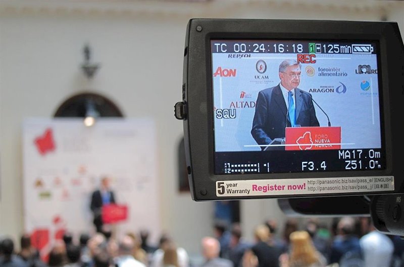 ep el embajador de la federacion de rusia en espana yuri korchagin en el foro nueva murcia