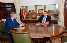 ep el ministro de agricultura pesca y alimentacion luis planas se reune con el presidente de mercasa