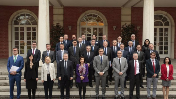 ep el presidente del gobierno pedro sanchez y la ministra de defensa margarita robles se reunen con