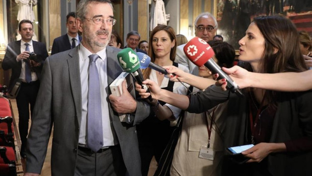 ep el presidente del senado manuel cruz ofrece declaraciones a los medios de comunicacion en la