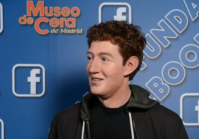 ep figuramark zuckerbergmuseocera