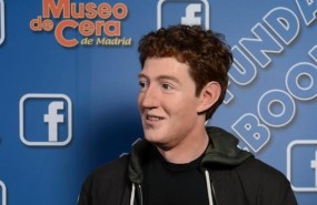 ep figuramark zuckerbergmuseocera
