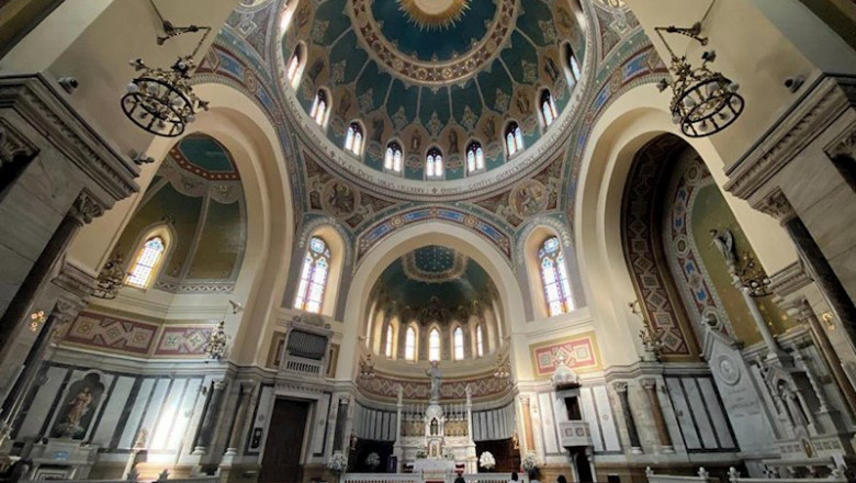 Interior de la Iglesia de Iglesia de San Manuel y San Benito ubicada en Madrid donde ha aumentado el número de cancelaciones de bodas por temor a la expansión del coronavirus en Madrid, (España), a 13 de marzo de 2020. | Eduardo Parra - Europa Press ep interior de la iglesia de iglesia de san manuel y san benito ubicada en madrid donde ha aumentado