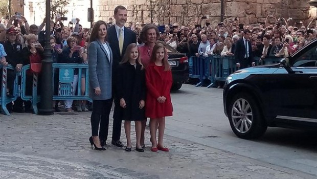 ep la familia real asistela misapascuala catedralpalma