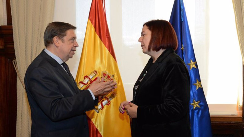 ep la secretaria de estado de agricultura y alimentacion begona garcia y el ministro del ep la secretaria de estado de agricultura y alimentacion begona garcia y el ministro del