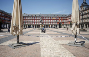 ep las terrazas de la plaza mayor de la capital precintadas