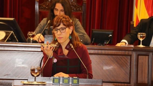 ep laura camargo reproduceplenodeclaracionesrajoysu movil