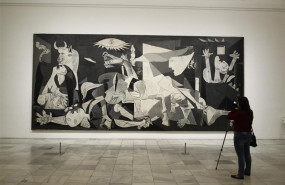 ep presentacion en el museo reina sofia de la exposicion dedicada a conmemorar el 80 aniversario del