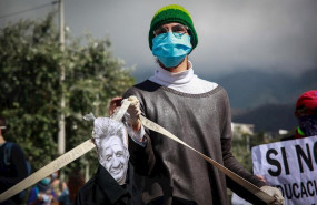 ep protestas en la capital de ecuador quito contra las medidas economicas del gobierno en el marco