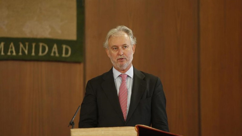 Toma de posesión de Rafael Porras como miembro del Consejo de Administración de la RTVA. En el Parlamento de Andalucía. Foto de archivo | María José López - Europa Press ep tomaposesionrafael porrasmiembroconsejoadministracionla rtva enparlamentoandalucia fotoarchivo