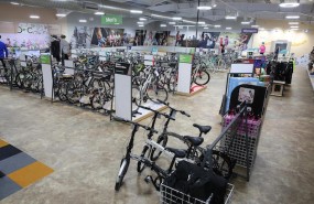 halfords bikes shop cycling retail halfords bikes shop cycling retail