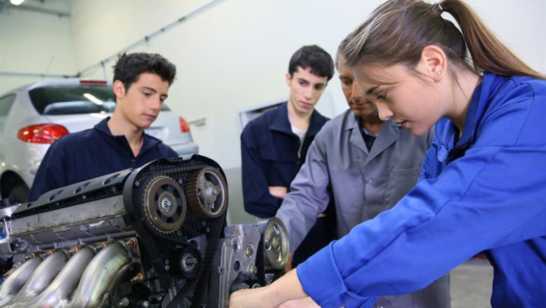 ep archivo   cetraa y educacion se reunen para mejorar la formacion profesional en el sector de