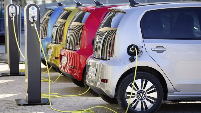 ep archivo las ventas de vehiculos electricos llegaran a las 20 millones de unidades en 2025 segun ep archivo las ventas de vehiculos electricos llegaran a las 20 millones de unidades en 2025 segun