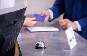 ep archivo   recepcion de un hotel en una imagen de archivo