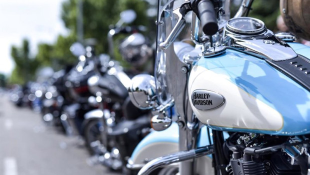 ep archivo   varias motos en madrid