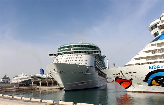 ep coincidiencia cuatro cruceros malaga turismo freedom of th seas royal turismo