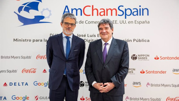 ep de izquierda a derecha jaime malet presidente de la amchamspain con el jose luis escriva ministro ep de izquierda a derecha jaime malet presidente de la amchamspain con el jose luis escriva ministro