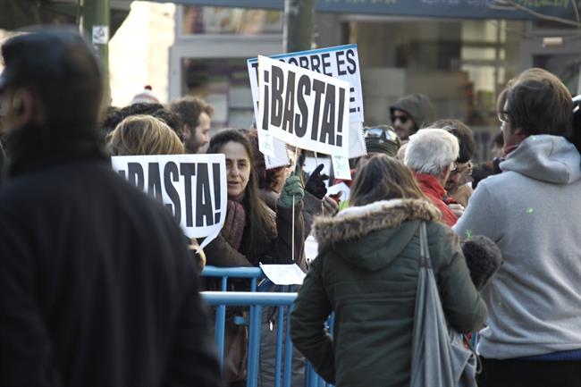 Inmediaciones, Génova, protesta, comité ejecutivo PP | EUROPA PRESS - Archivo ep inmediaciones genova protesta comite ejecutivo pp