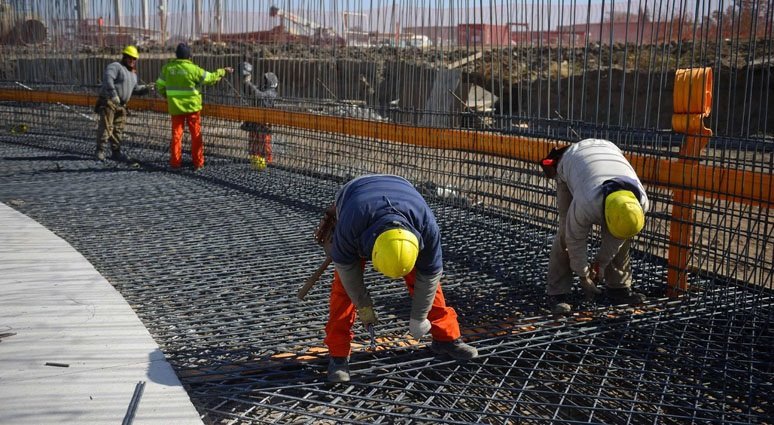 ep la construccion reanuda la actividad con termometros en las obras y sin compartir herramientas