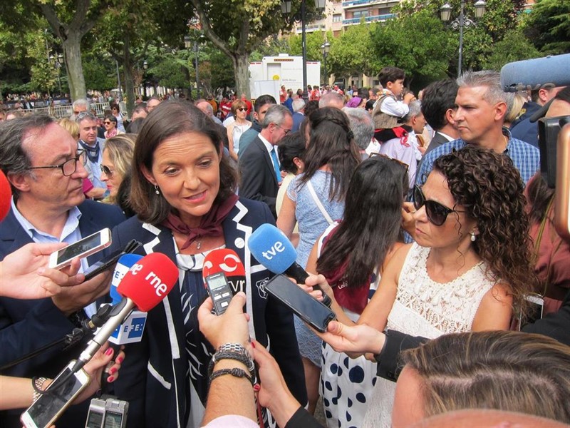 ep la ministra de industria comercio y turismo reyes maroto atiende a los medios