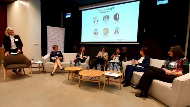 ep las seis rectoras participantes en el debate puesto en marcha por la fundacion cyd sobre igualdad