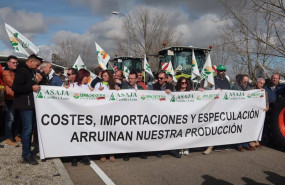 ep los cerealistas de castilla y leon se concentran en babilafuente salamanca